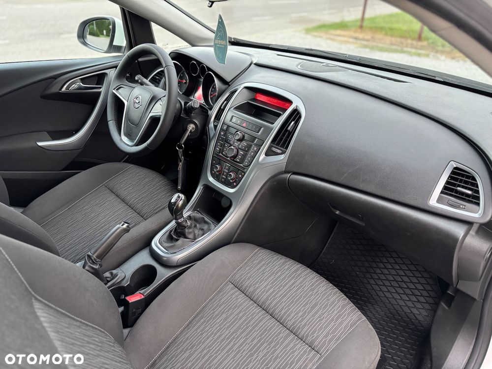 Opel Astra - 10
