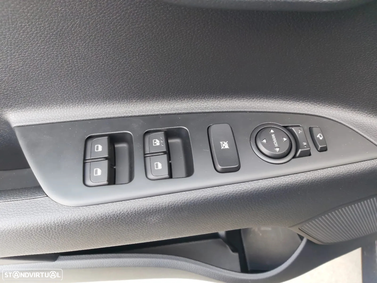 Kia Stonic 1.0 T-GDI Drive - 24