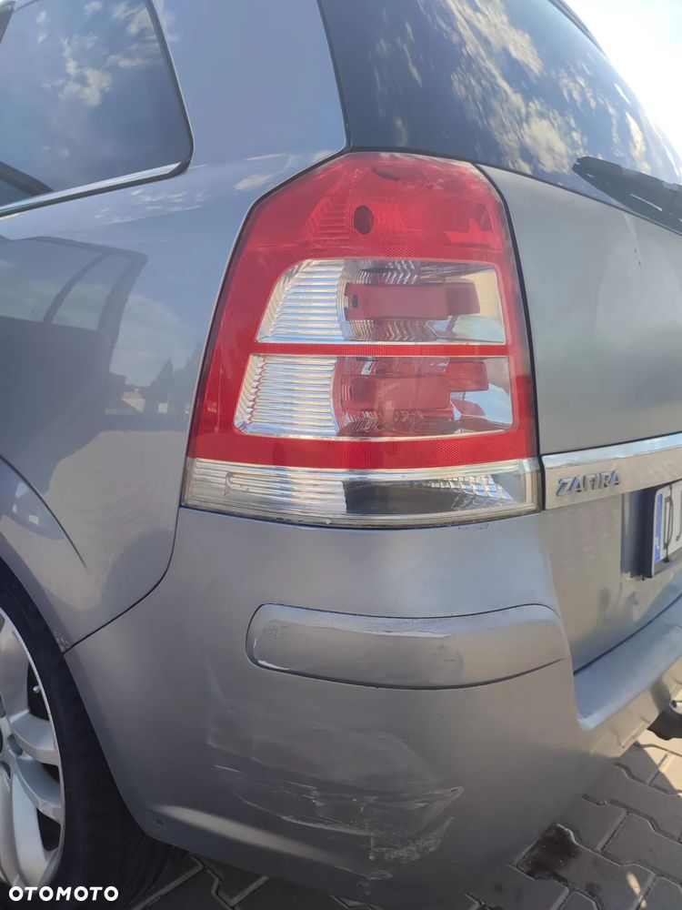 Opel Zafira - 11