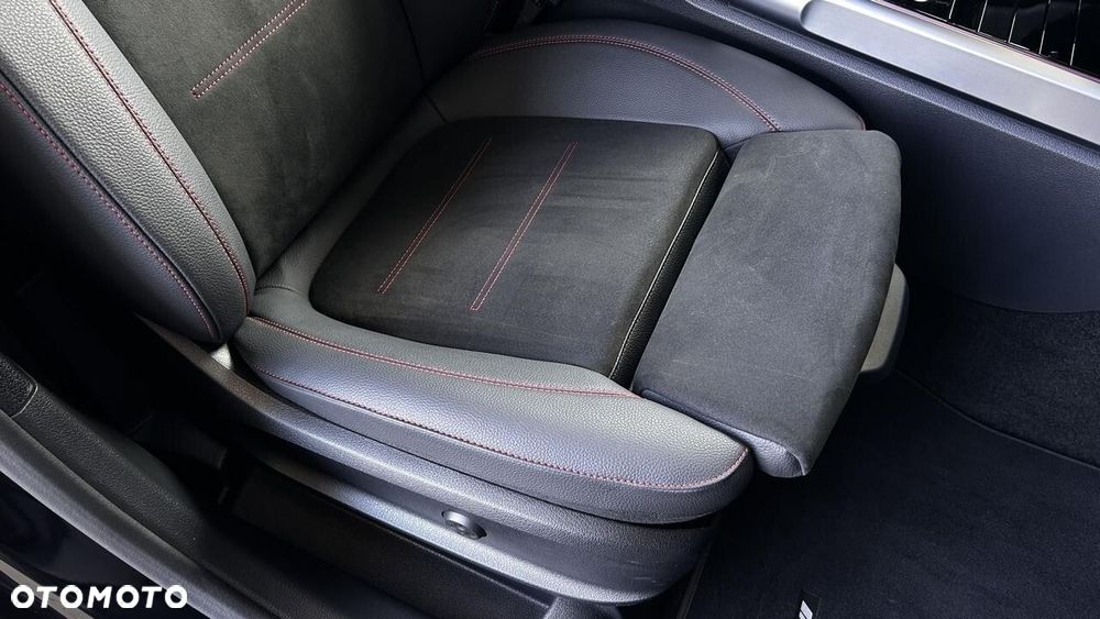Mercedes-Benz GLB 200 AMG Line 7G-DCT - 26