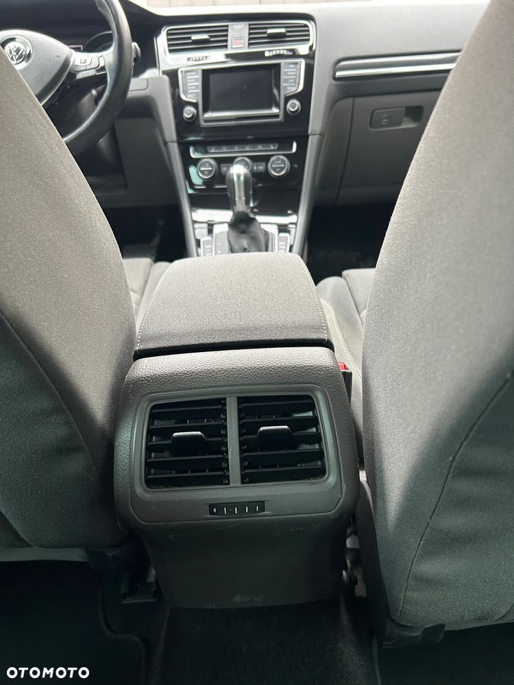 Volkswagen Golf 1.4 TSI ACT BlueMotion Technology DSG Highline - 23