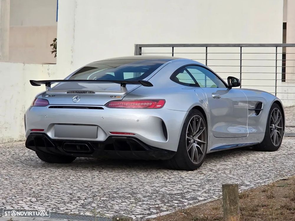 Mercedes-Benz AMG GT R Roadster - 3