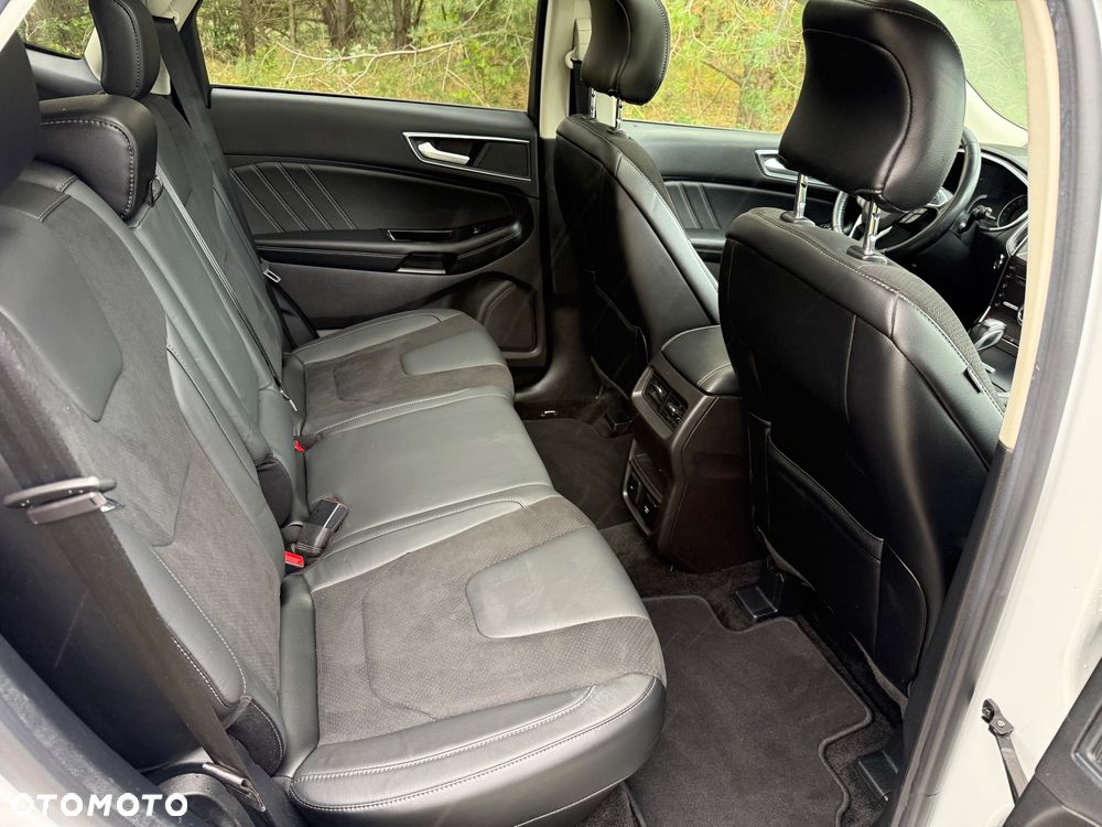 Ford Edge 2.0 TDCi Bi-Turbo 4x4 ST-LINE - 4