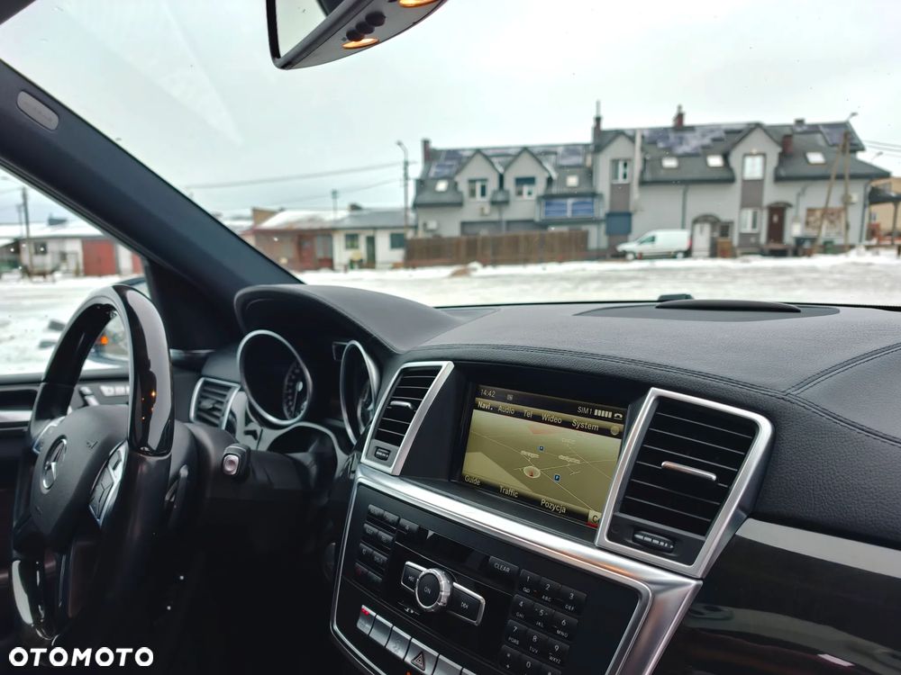 Mercedes-Benz GL 350 BlueTEC 4Matic 7G-TRONIC - 17