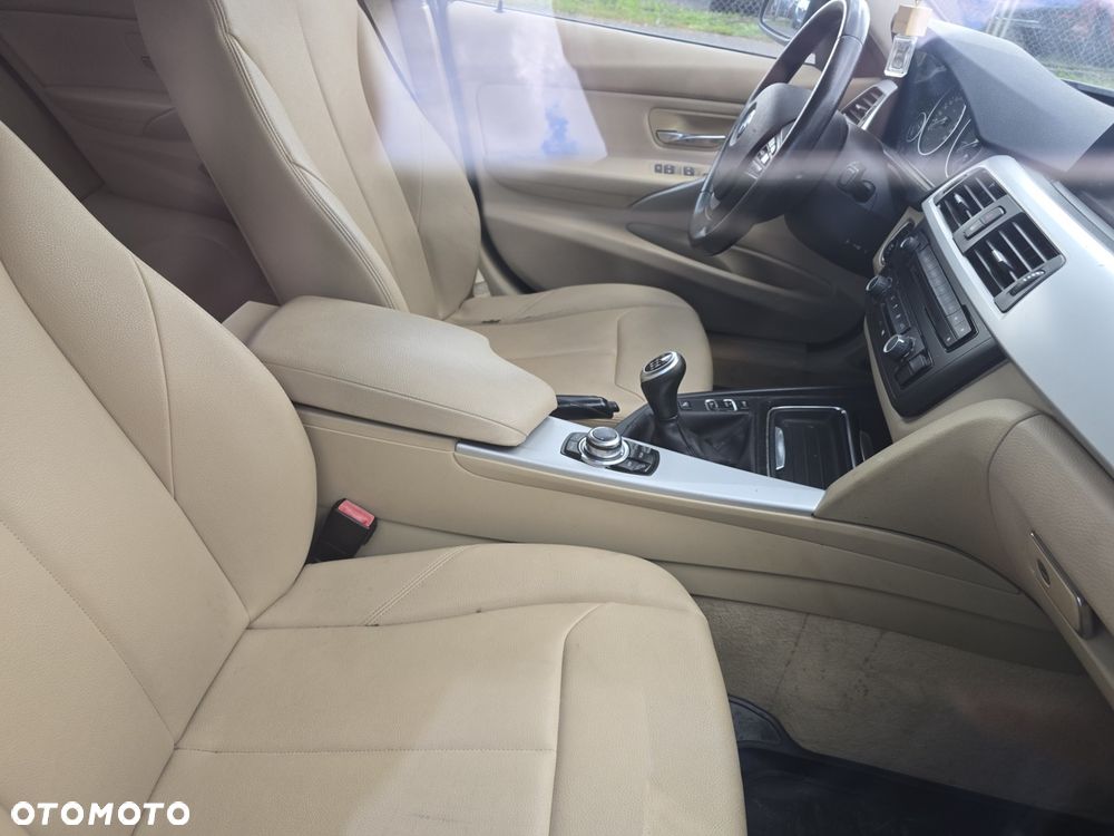 BMW Seria 3 316d Advantage - 12