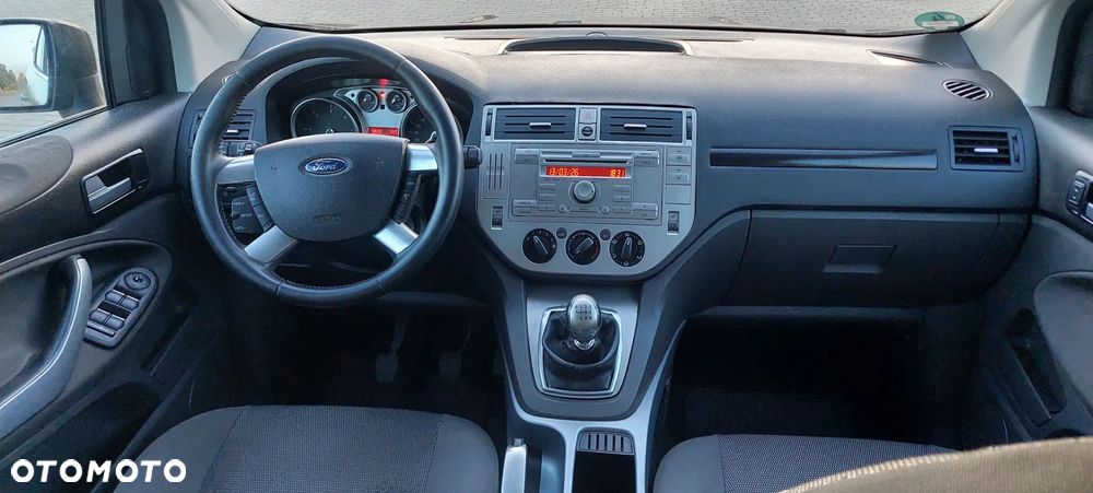 Ford Kuga 2.0 TDCi 2x4 Trend - 8