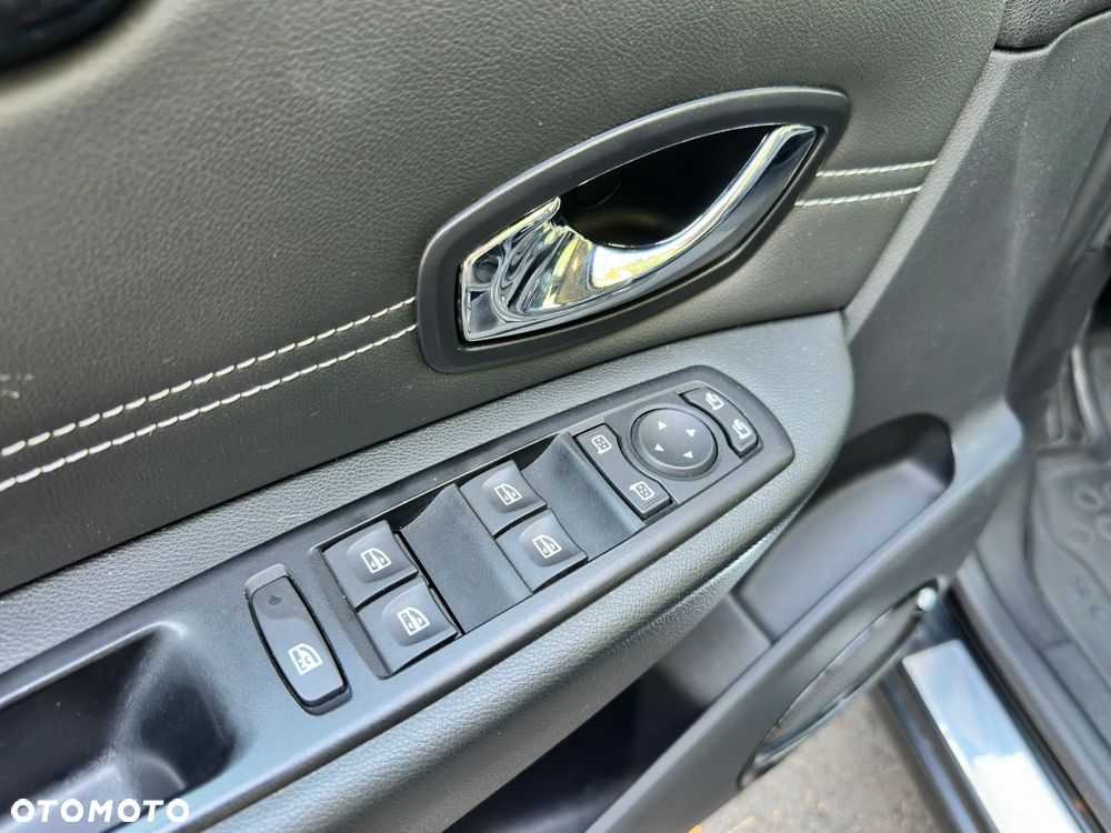 Renault Scenic Energy dCi 130 Start & Stop Bose Edition - 11