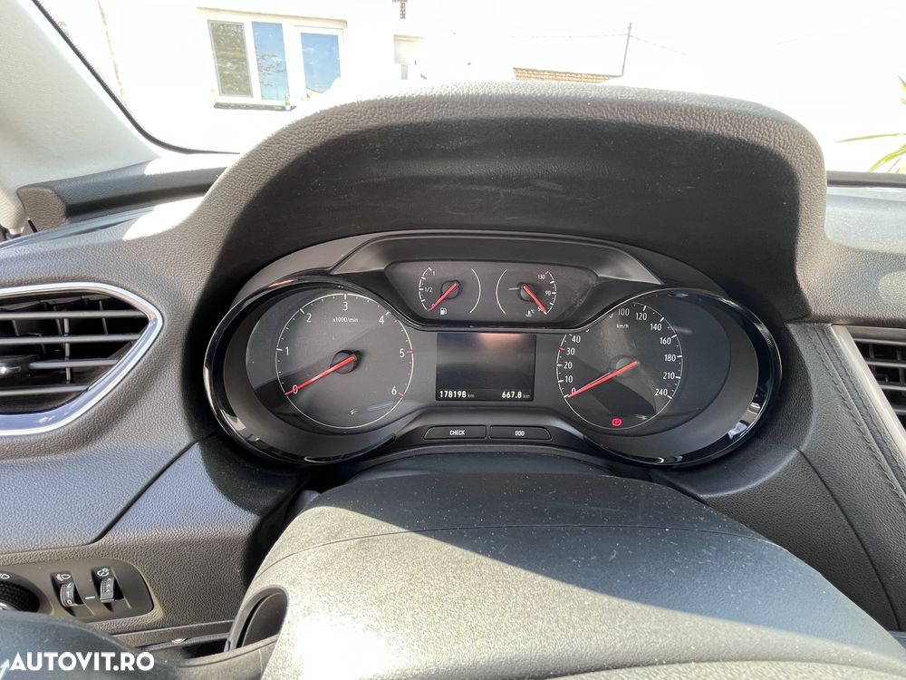 Opel Grandland X 1.5 START/STOP Enjoy - 19