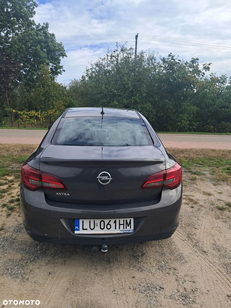 Opel Astra - 3