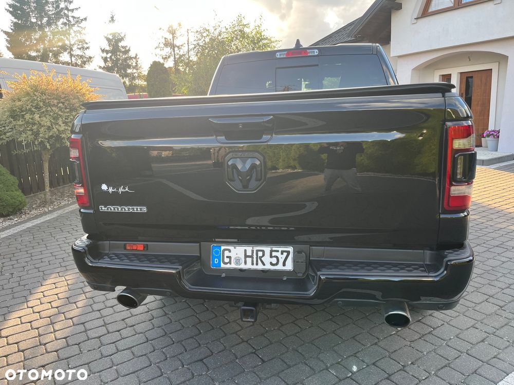 Dodge RAM - 6