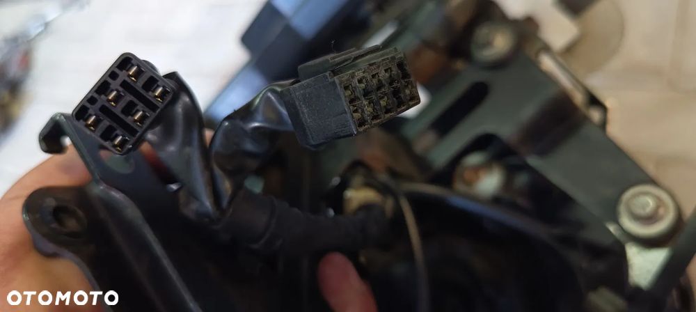 YAMAHA XJ6 REFLEKTOR LAMPA LICZNIK ZEGARY STELAŻ WYPEŁNIENIE OWIEWKA - 14