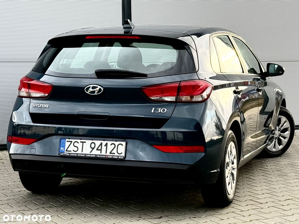 Hyundai i30 1.5 DPI Comfort - 15