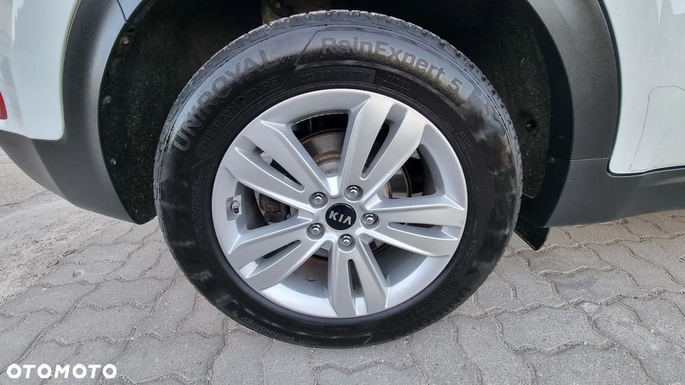 Kia Sportage 1.6 GDI 2WD VISION - 18