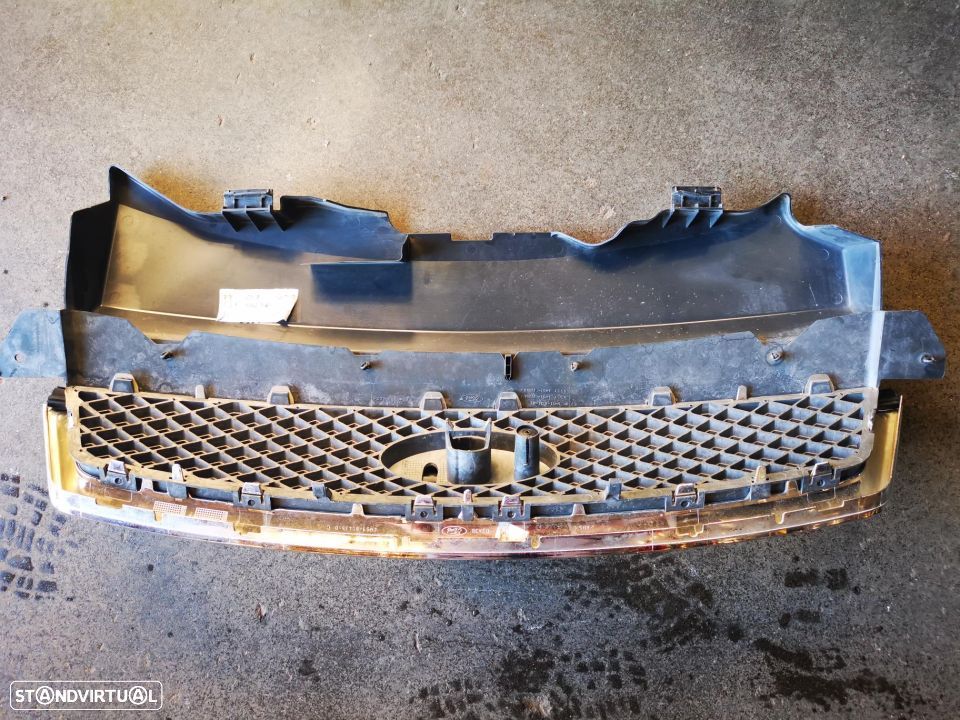 FORD FOCUS II GRELHA FRENTE - G056 - 6
