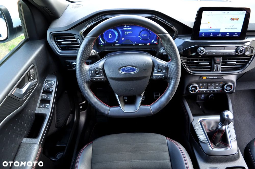 Ford Kuga 1.5 EcoBoost FWD ST-Line X - 26