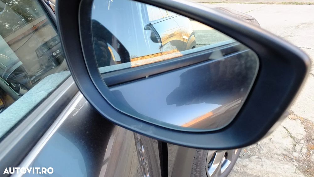 Mazda MX-30 e-SKYACTIV FIRST EDITION - 29