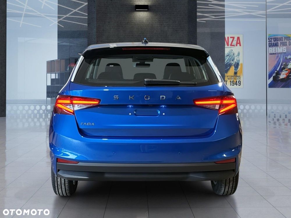 Skoda Fabia - 10