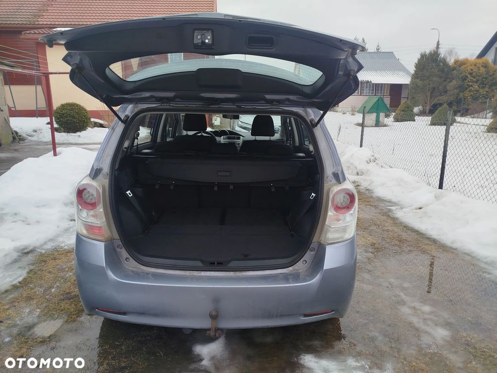 Toyota Verso 1.8 7-Sitzer Life - 6