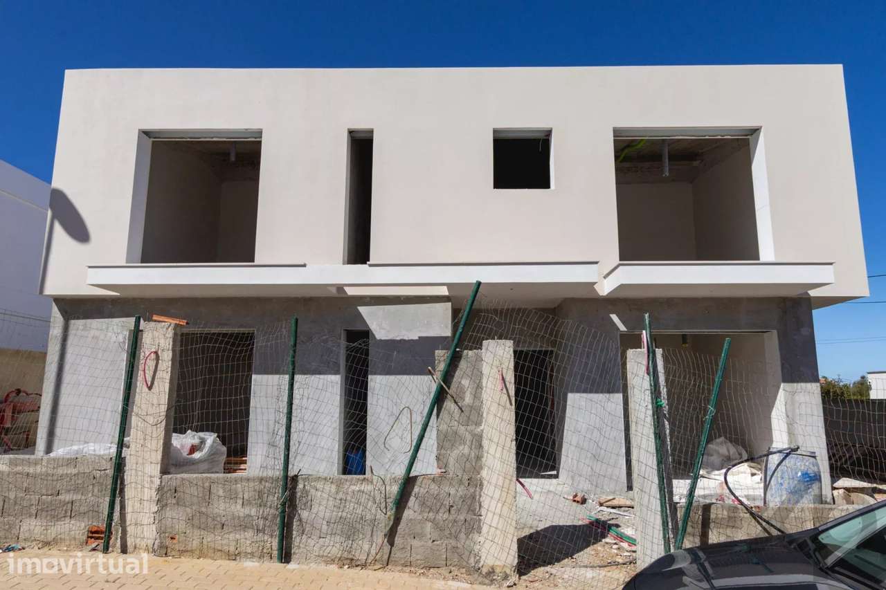 Moradia T4 em Murches | 272 m² | Chave na Mão com Possibilidade de Per