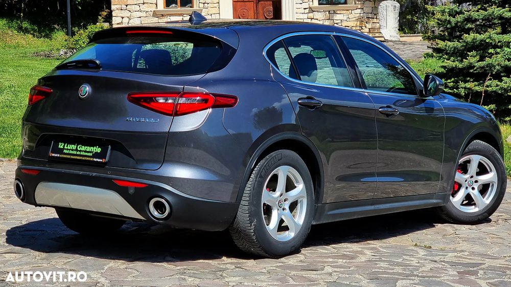 Alfa Romeo Stelvio 2.2 16V AT8 Super - 24