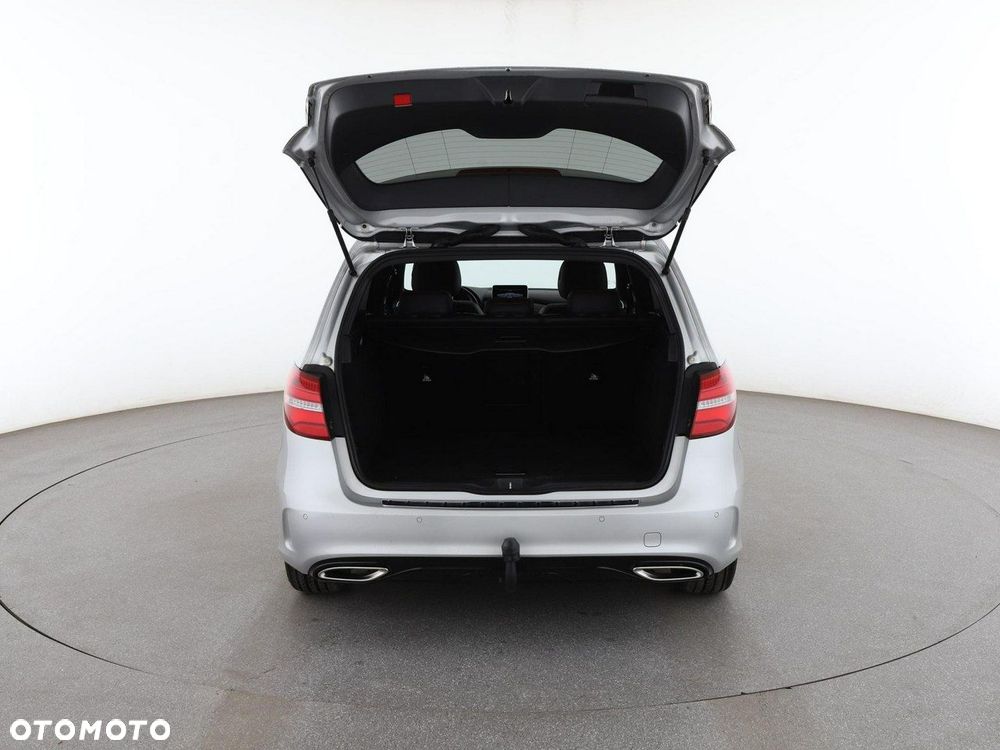 Mercedes-Benz Klasa B 180 (CDI) d 7G-DCT AMG Line - 20