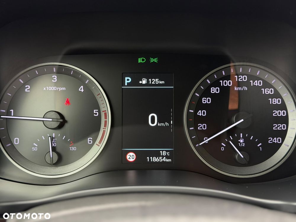Hyundai Tucson blue 1.6 CRDi 2WD DCT Style - 35