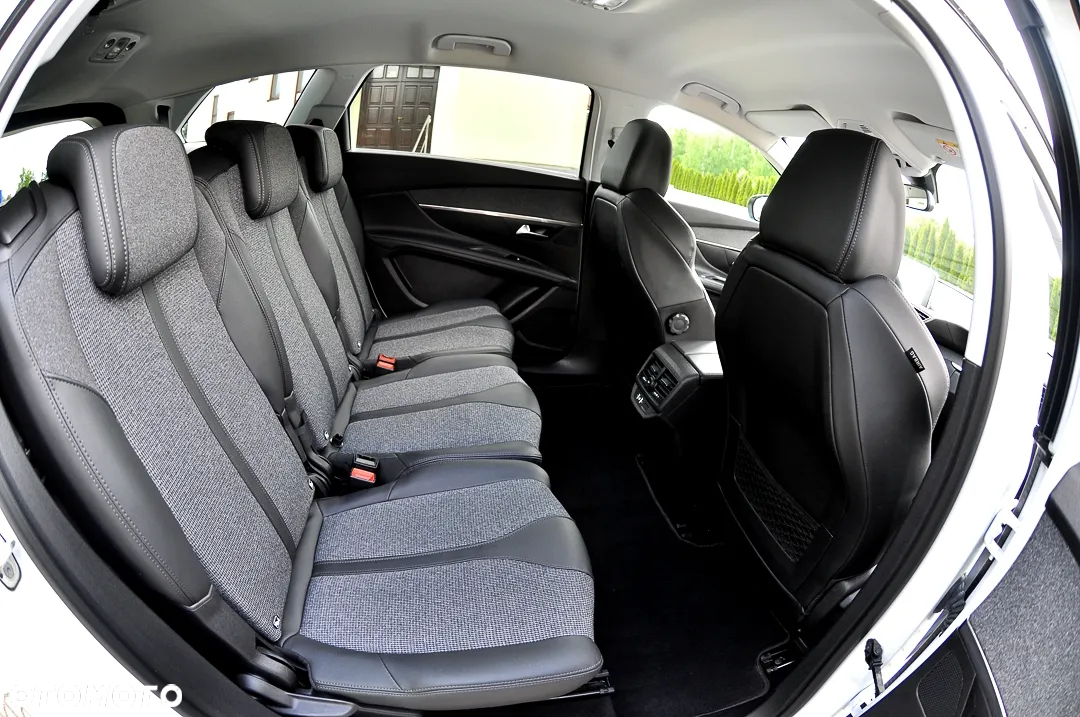 Peugeot 5008 1.5 BlueHDi Allure S&S EAT8 - 25