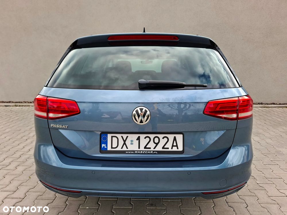 Volkswagen Passat - 6