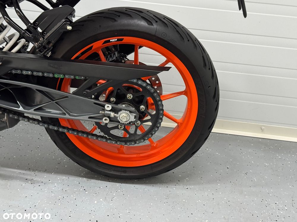KTM Duke 125 - 22