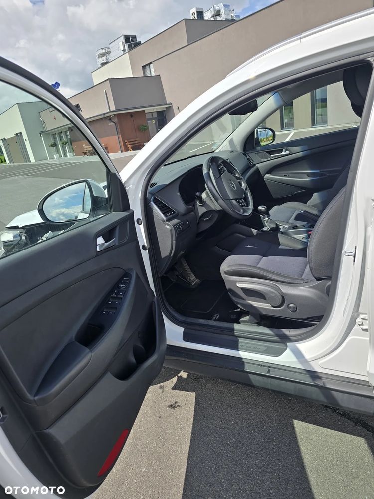 Hyundai Tucson 1.6 GDi 2WD Style - 27