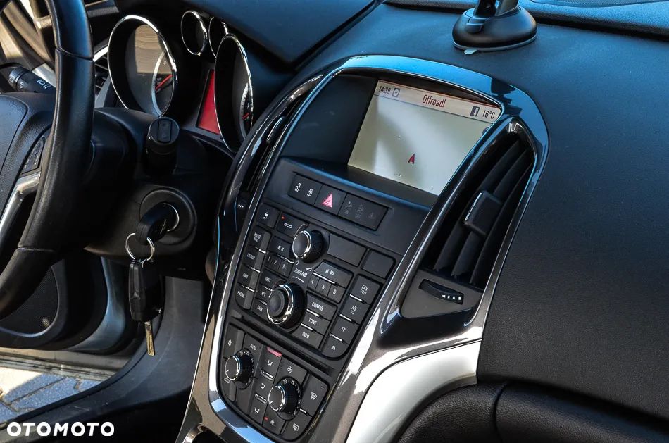 Opel Astra 1.4 Turbo Cosmo - 29
