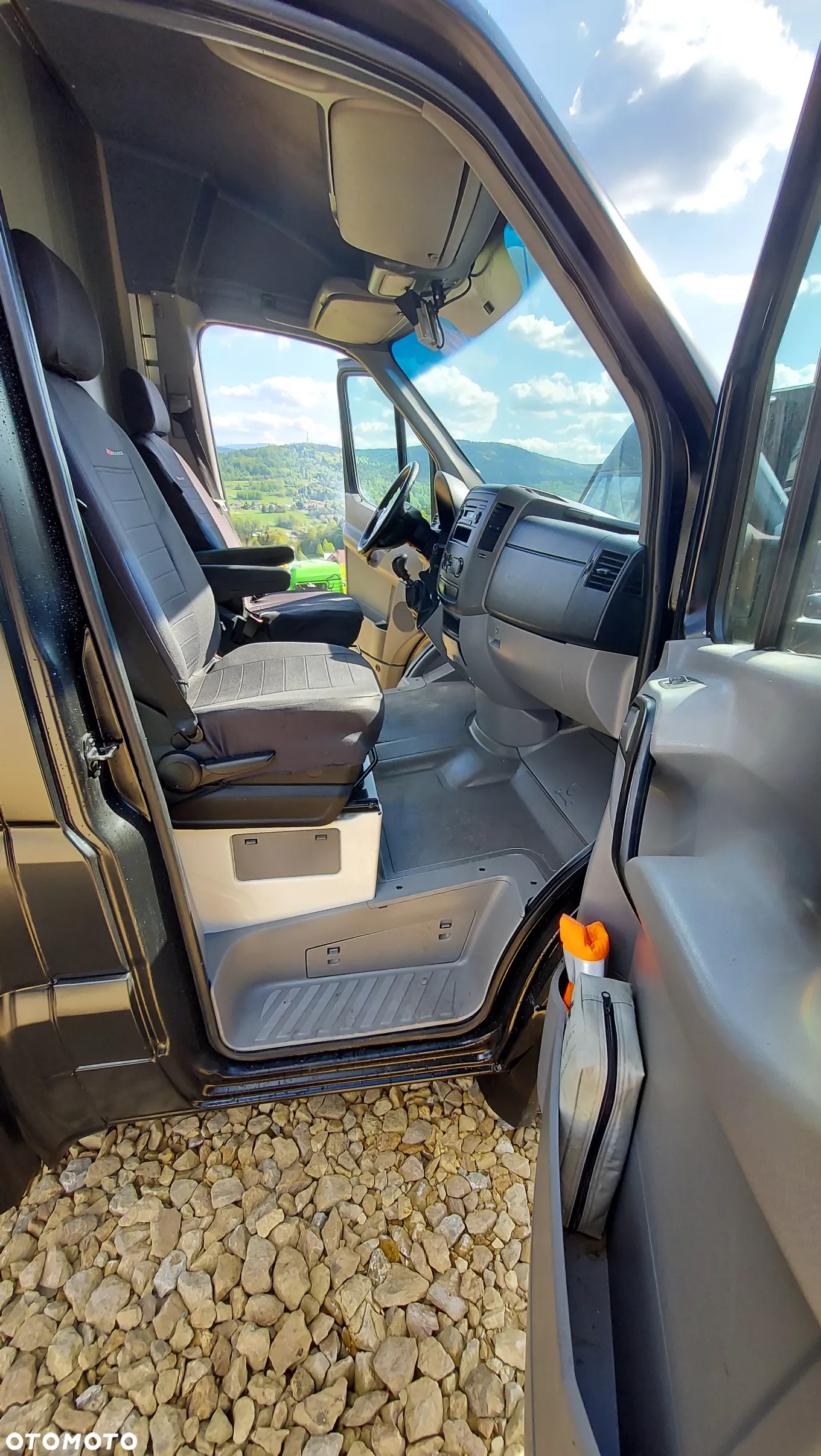 Mercedes-Benz Sprinter 412 D - 17