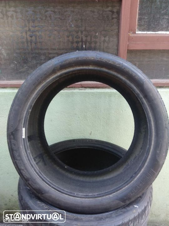 Ref 017 // 2 pneus 295/30/20´ Pirelli Pzero 101y NO c/+ 65% piso - 2