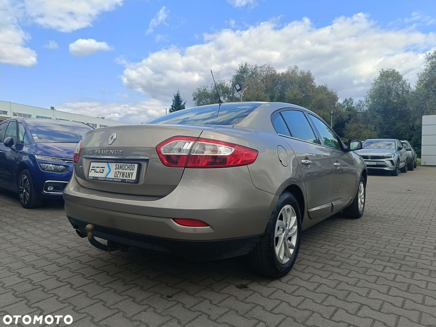 Renault Fluence 1.6 16V Intens - 2