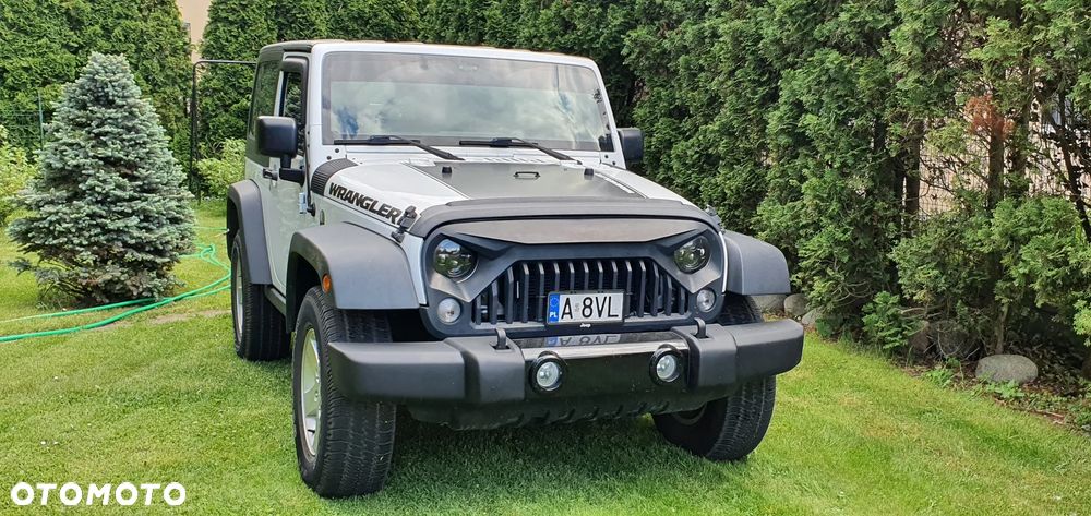 Jeep Wrangler - 2
