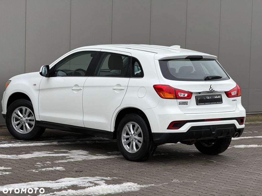Mitsubishi ASX - 9