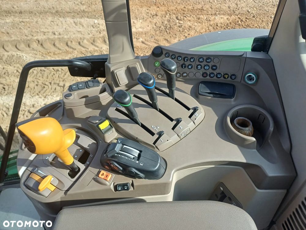 John Deere 6195M - 13