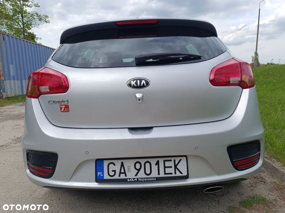 Kia Ceed 1.4 M - 10