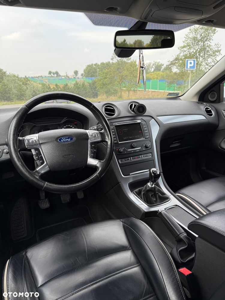 Ford Mondeo 2.0 TDCI Titanium S - 18