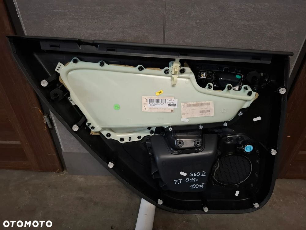 Boczek Drzwi prawy tył Volvo S60 II 2011 - 5