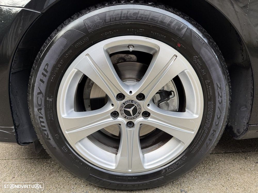 Mercedes-Benz E 220 d T 9G-TRONIC Avantgarde - 16