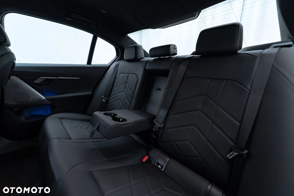BMW Seria 5 - 22