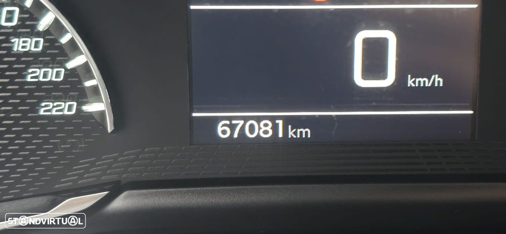 Peugeot 208 1.2 PureTech Active - 21