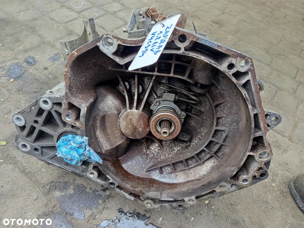 SKRZYNIA V4C394 ZAFIRA B 1.8 16V