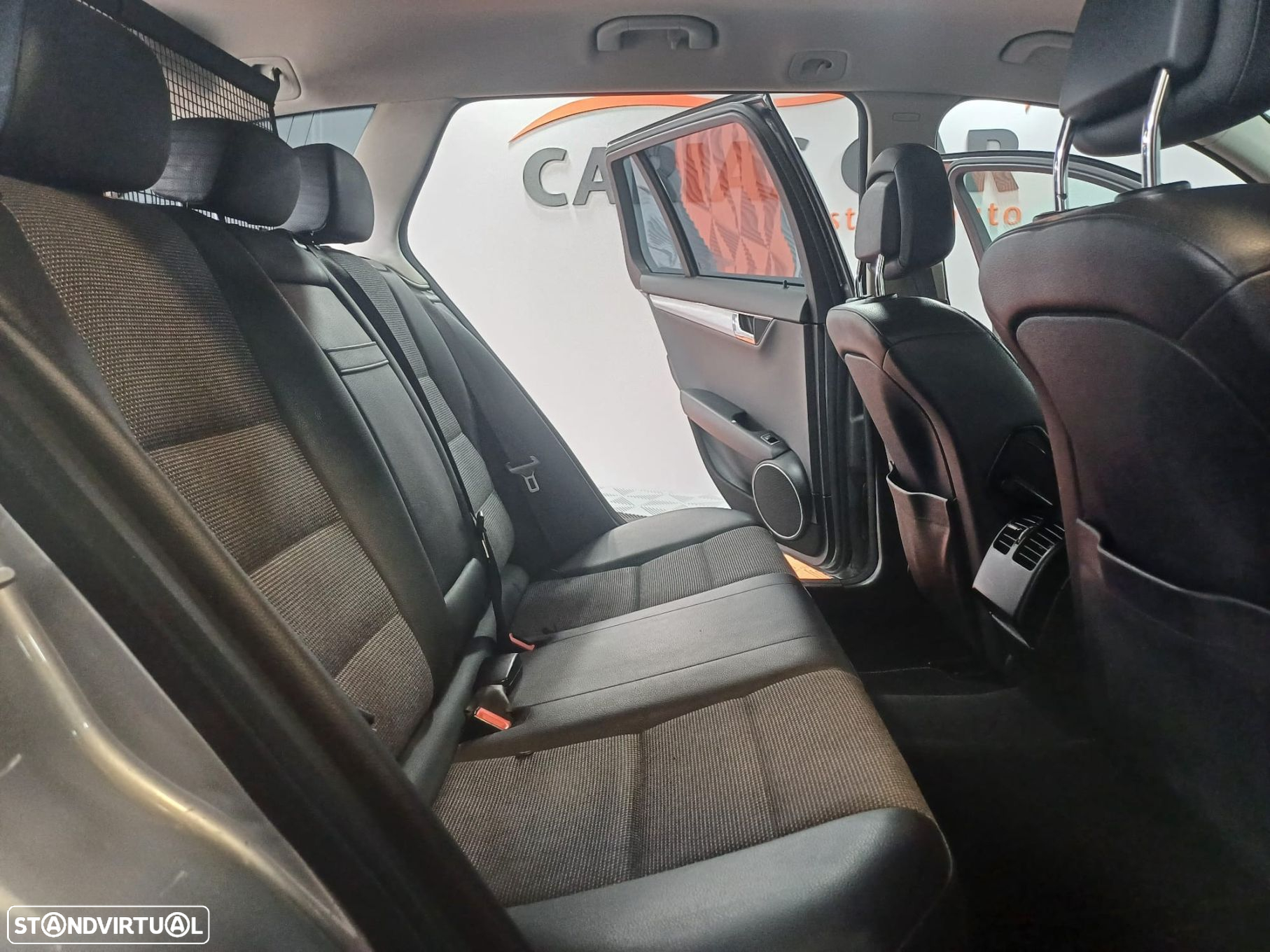 Mercedes-Benz C 220 CDi Avantgarde BlueEfficiency - 13