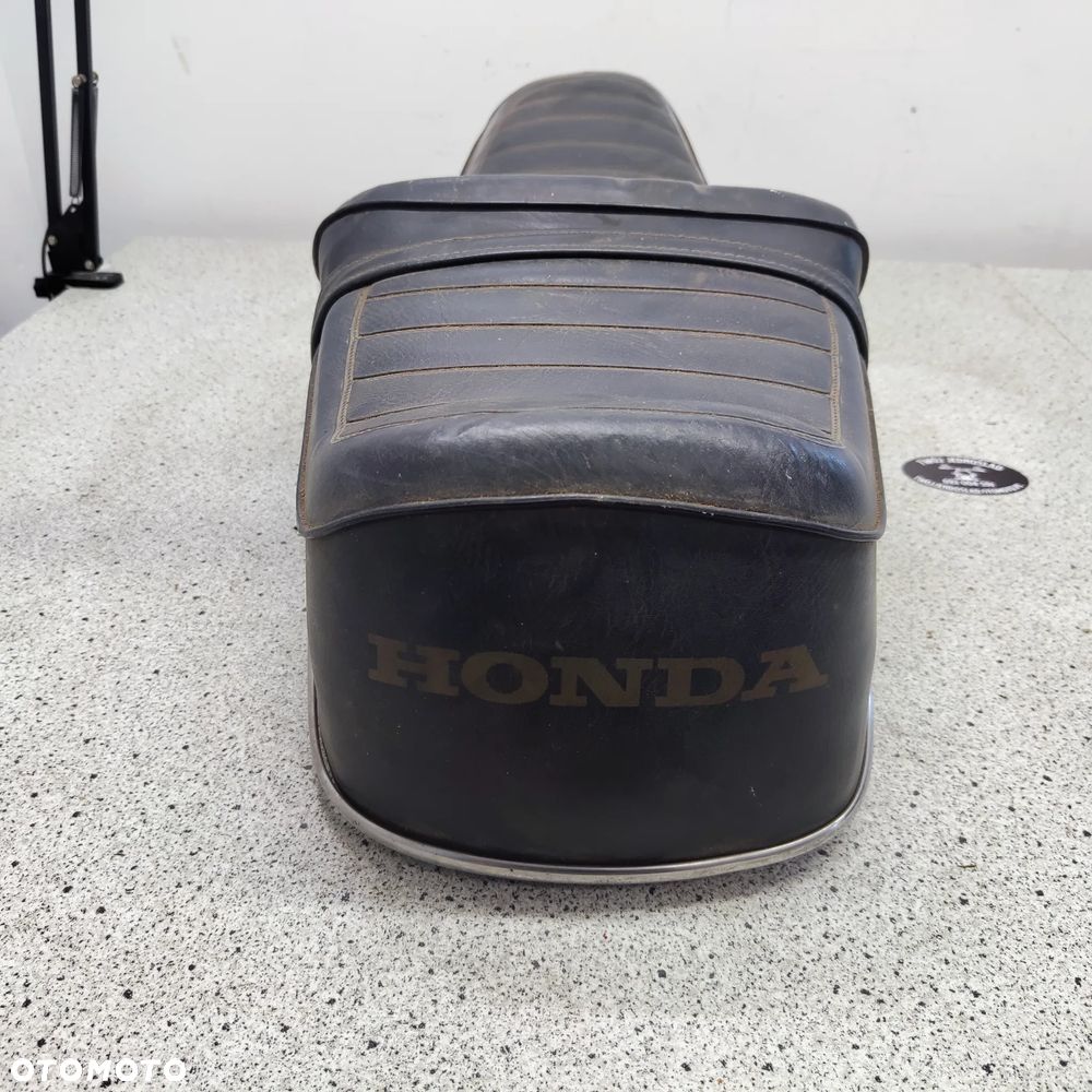 Siedzenie, fotel, kanapa Honda CM 400 CM400 - 2