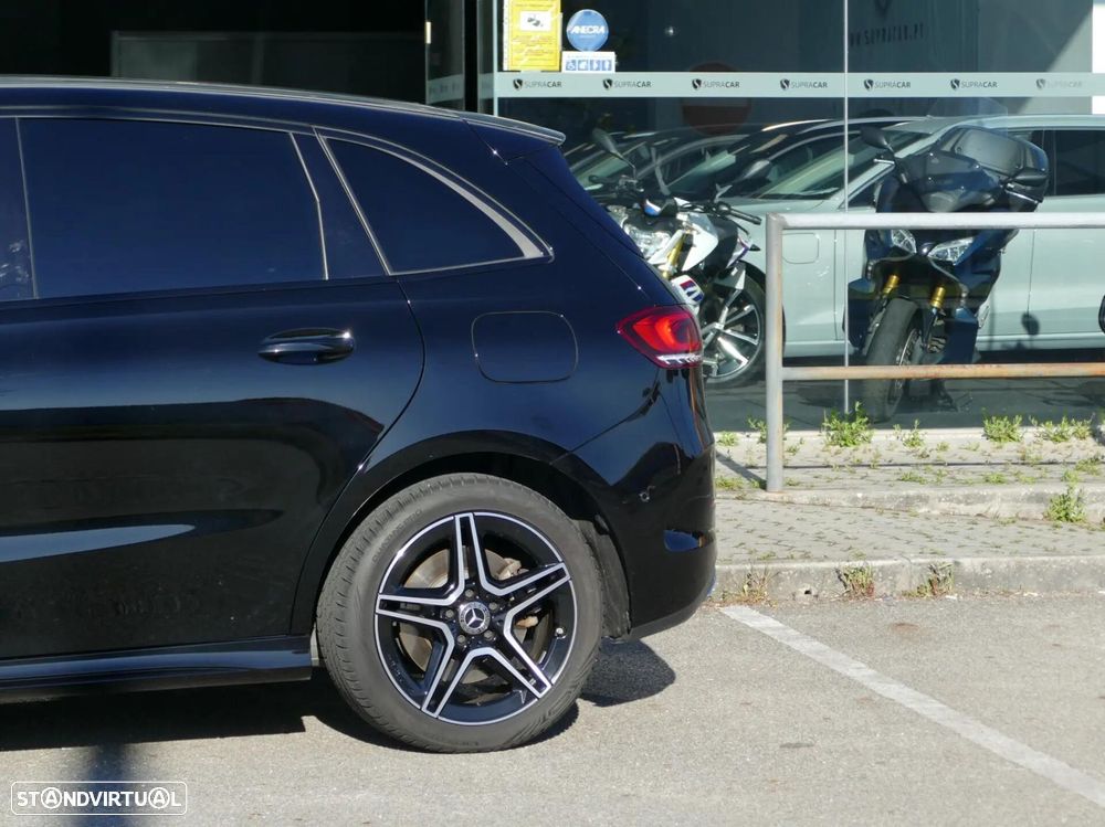 Mercedes-Benz B 250 e AMG Line - 16
