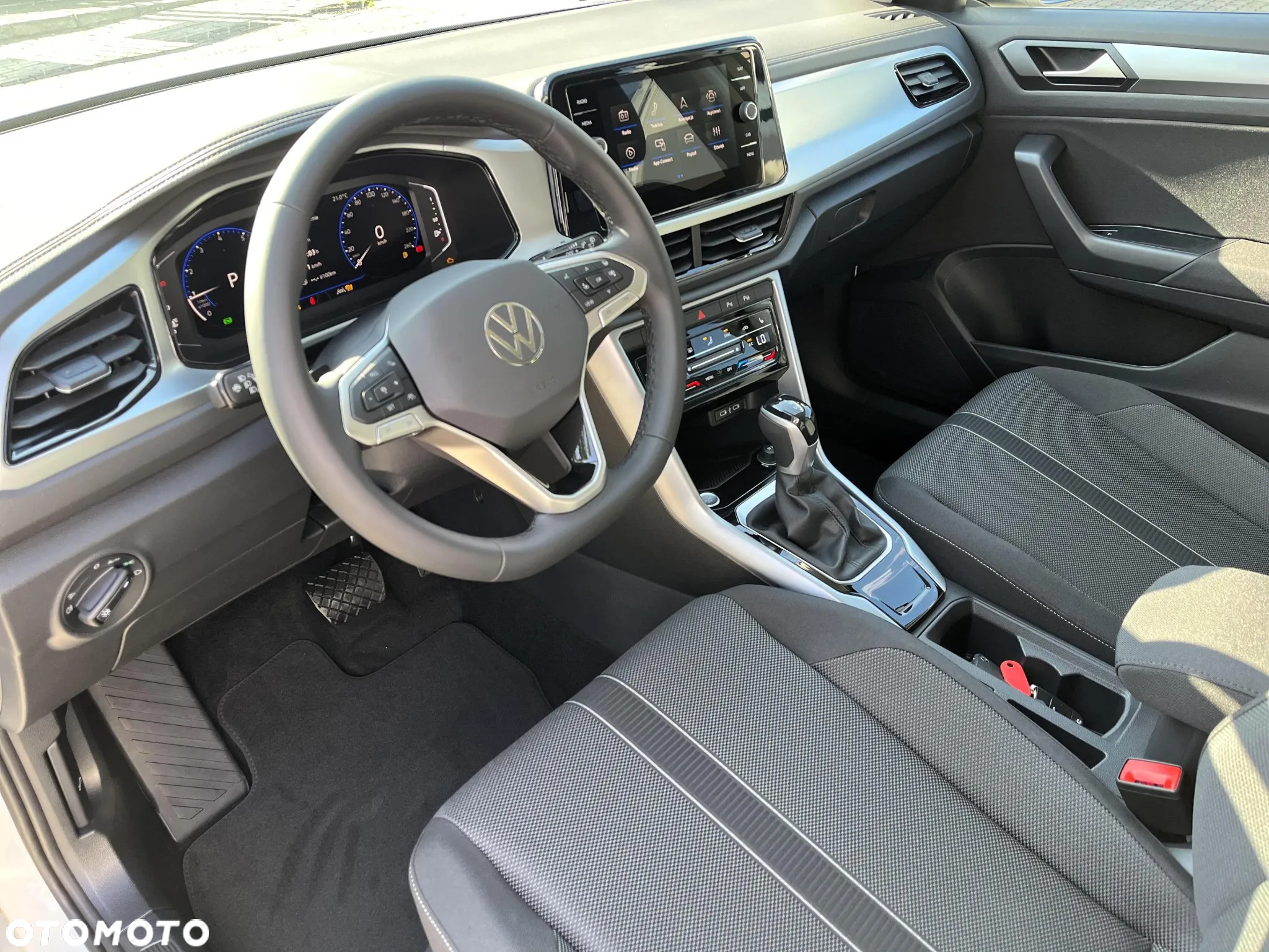 Volkswagen T-Roc 1.5 TSI Life Plus DSG - 9