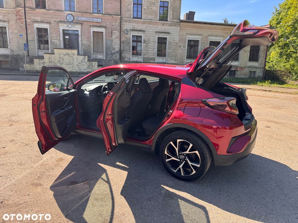 Toyota C-HR - 12