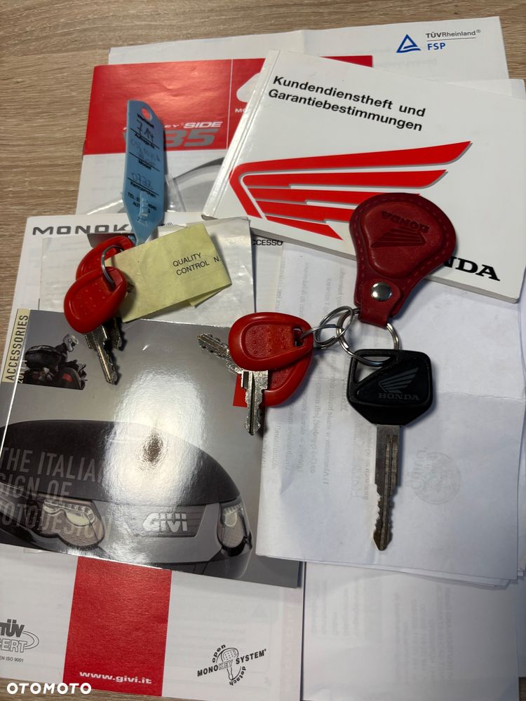 Honda CBF - 13